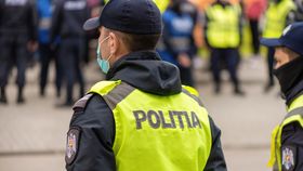 VIDEO O femeie de 48 de ani din Constanța a fost sechestrată și amenințată cu furculița de iubitul ei. Individul s-a ales cu dosar penal